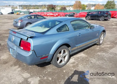 2008 Ford Mustang V6 Deluxe/V6 Premium z USA, uszkodzony, nr VIN 1ZVHT80N685151196